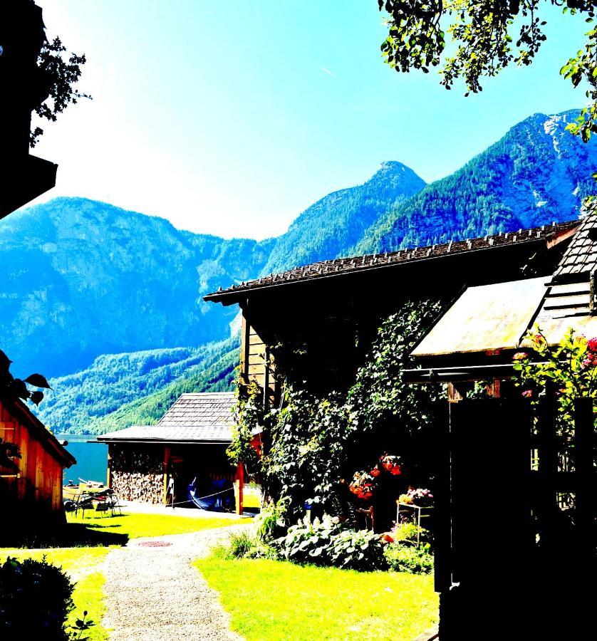 Haus Am Hof - 15Th Century House At The Lake, Near The Marketplace, With A Balcony Hallstatt Exterior photo